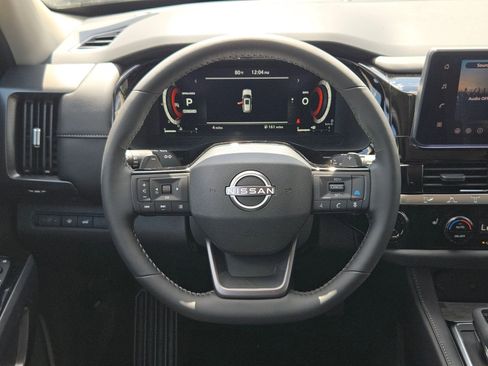 New 2026 Nissan Pathfinder SL FWD image 16