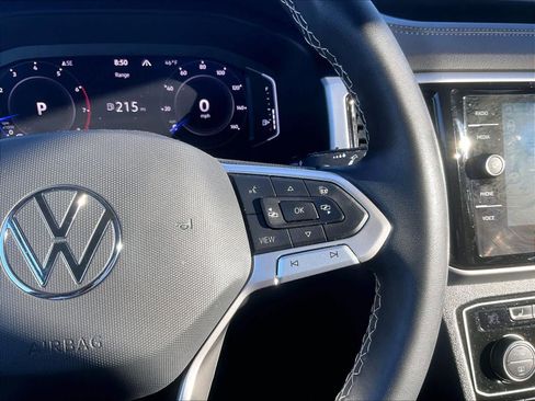 Used 2023 Volkswagen Atlas SEL image 25