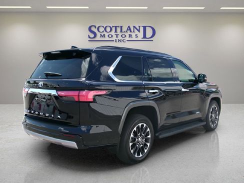 Used 2023 Toyota Sequoia Limited w/ Tow Technology Package image 6