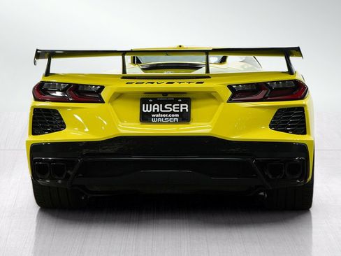 Used 2023 Chevrolet Corvette Stingray Preferred Conv w/ Z51 Performance Package RWD image 5