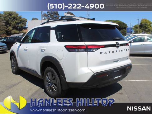 New 2026 Nissan Pathfinder SV AWD/4WD image 9