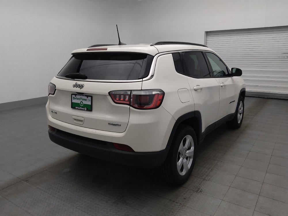 Used 2019 Jeep Compass Latitude w/ Popular Equipment Group AWD/4WD image 9