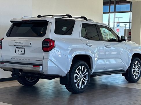 New 2026 Toyota 4Runner Limited AWD/4WD image 5