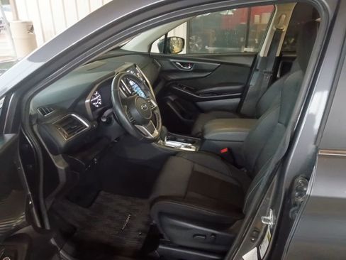 Used 2025 Subaru Ascent Premium image 4