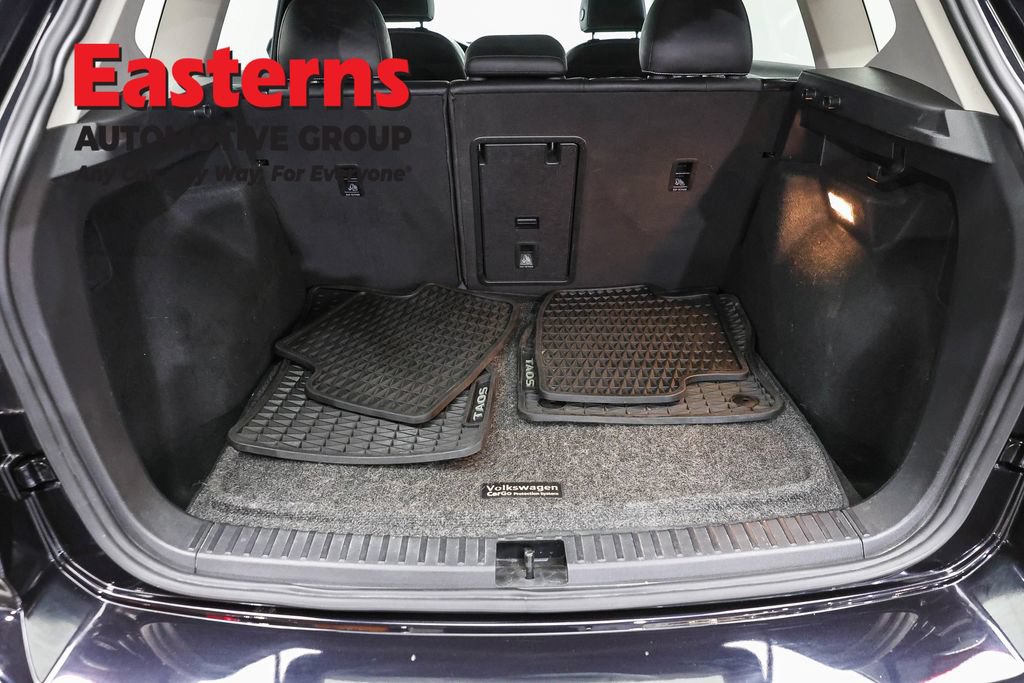 Used 2022 Volkswagen Taos SE AWD/4WD image 9