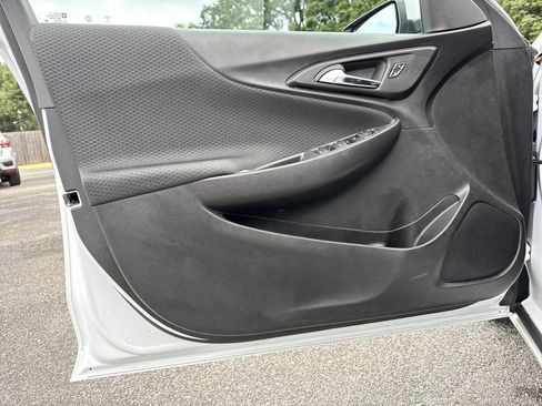 Used 2024 Chevrolet Malibu LS w/ Driver Confidence Package FWD image 13
