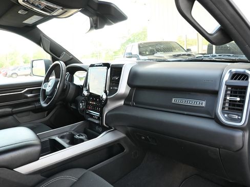 Used 2025 RAM 1500 Big Horn AWD/4WD image 30
