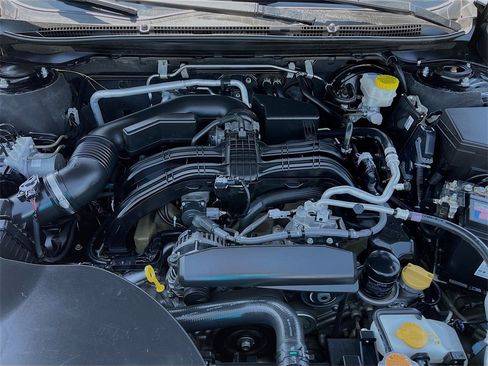 Used 2020 Subaru Outback Premium image 27