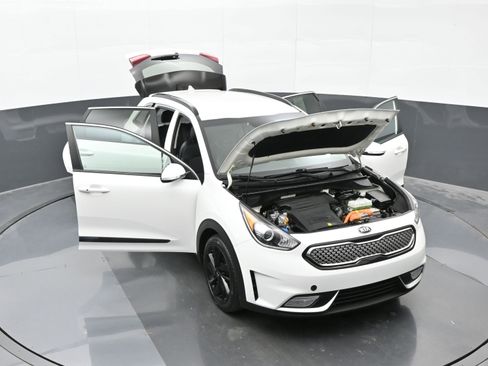 Used 2019 Kia Niro S Touring image 46