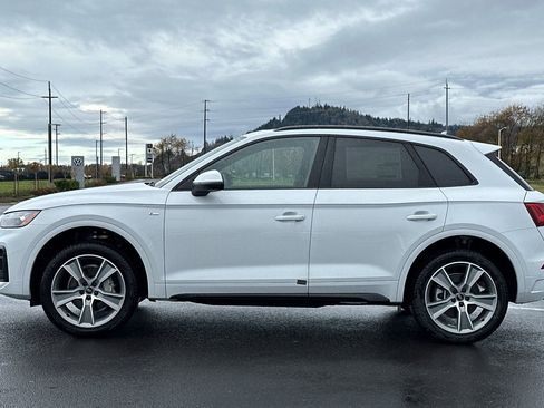 Used 2025 Audi Q5 2.0T Premium w/ Convenience Plus Package image 6