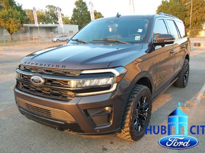 Used 2023 Ford Expedition Limited