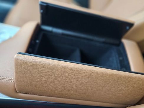 Used 2025 Genesis GV80 2.5T Prestige image 26