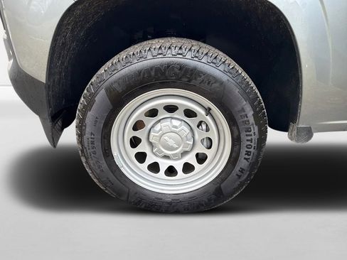 Used 2025 Chevrolet Colorado W/T image 10