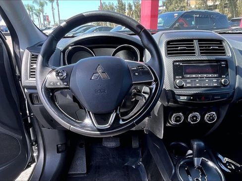 Used 2017 Mitsubishi Outlander Sport ES FWD image 5
