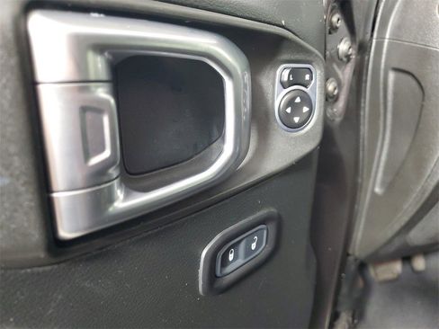 Used 2020 Jeep Wrangler Unlimited Sport S image 16