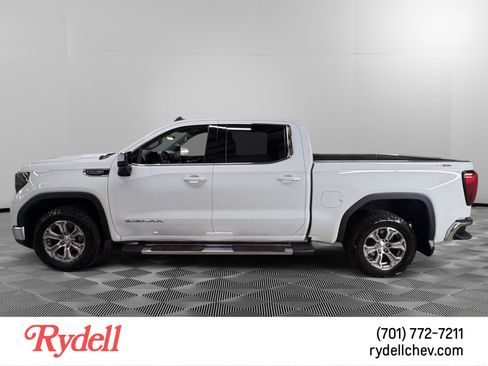 Used 2023 GMC Sierra 1500 SLE AWD/4WD image 2