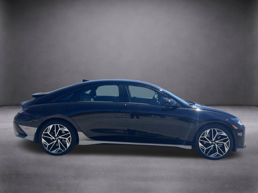 Used 2023 Hyundai Ioniq 6 Limited RWD image 9