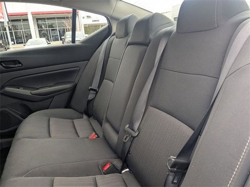 Used 2025 Nissan Altima 2.5 SV image 27