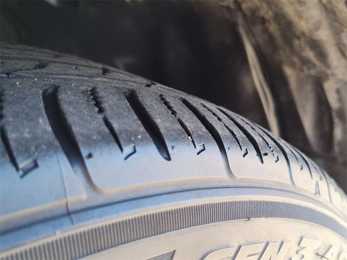 Used 2019 Honda Insight Touring image 17