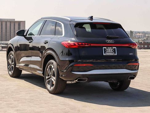 New 2026 Audi Q5 Premium AWD/4WD image 6