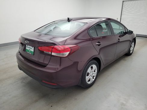 Used 2017 Kia Forte LX FWD image 9