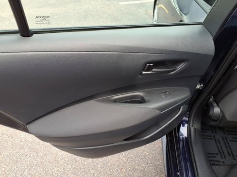 Used 2025 Toyota Corolla LE FWD image 7