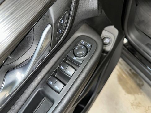 Certified 2023 GMC Terrain SLE w/ Driver Convenience Package image 7