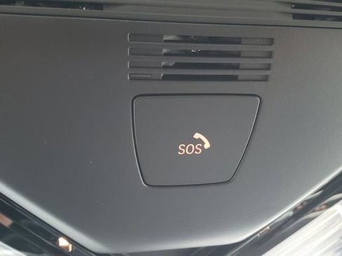 New 2026 BMW X7 xDrive40i w/ Premium Package image 26