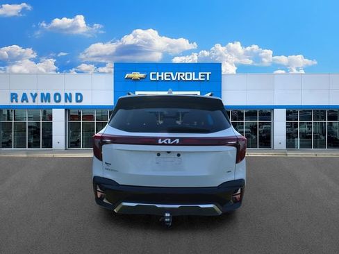 Certified 2025 Kia Seltos S AWD/4WD image 4