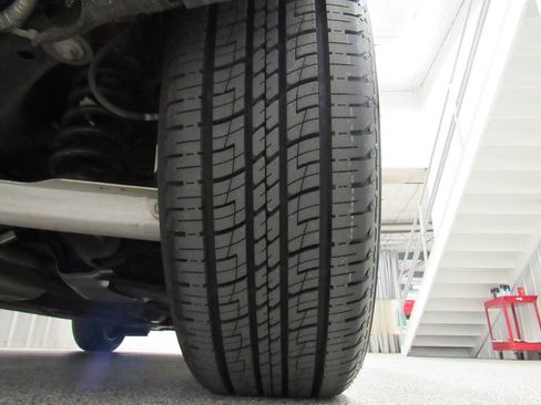 Used 2020 Ford Escape Titanium AWD/4WD image 20