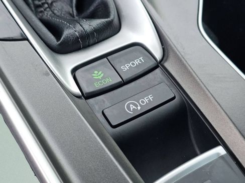 Certified 2022 Honda Accord Sport image 10