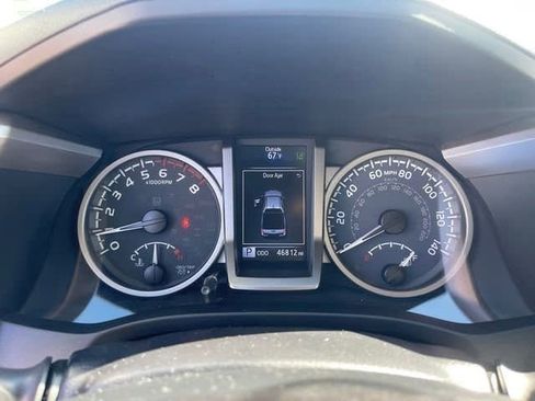 Used 2022 Toyota Tacoma SR5 image 35