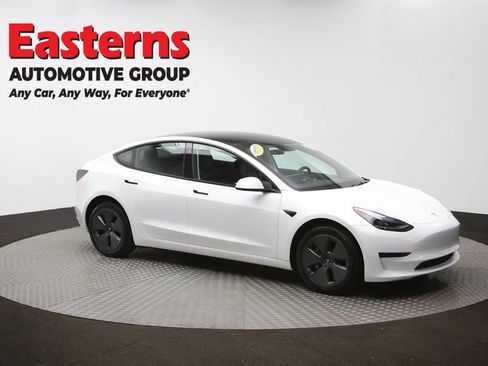 Used 2023 Tesla Model 3 Standard Range image 46