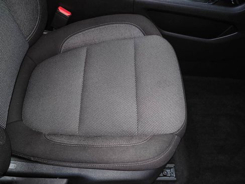 Certified 2023 Chevrolet Traverse LT FWD image 18
