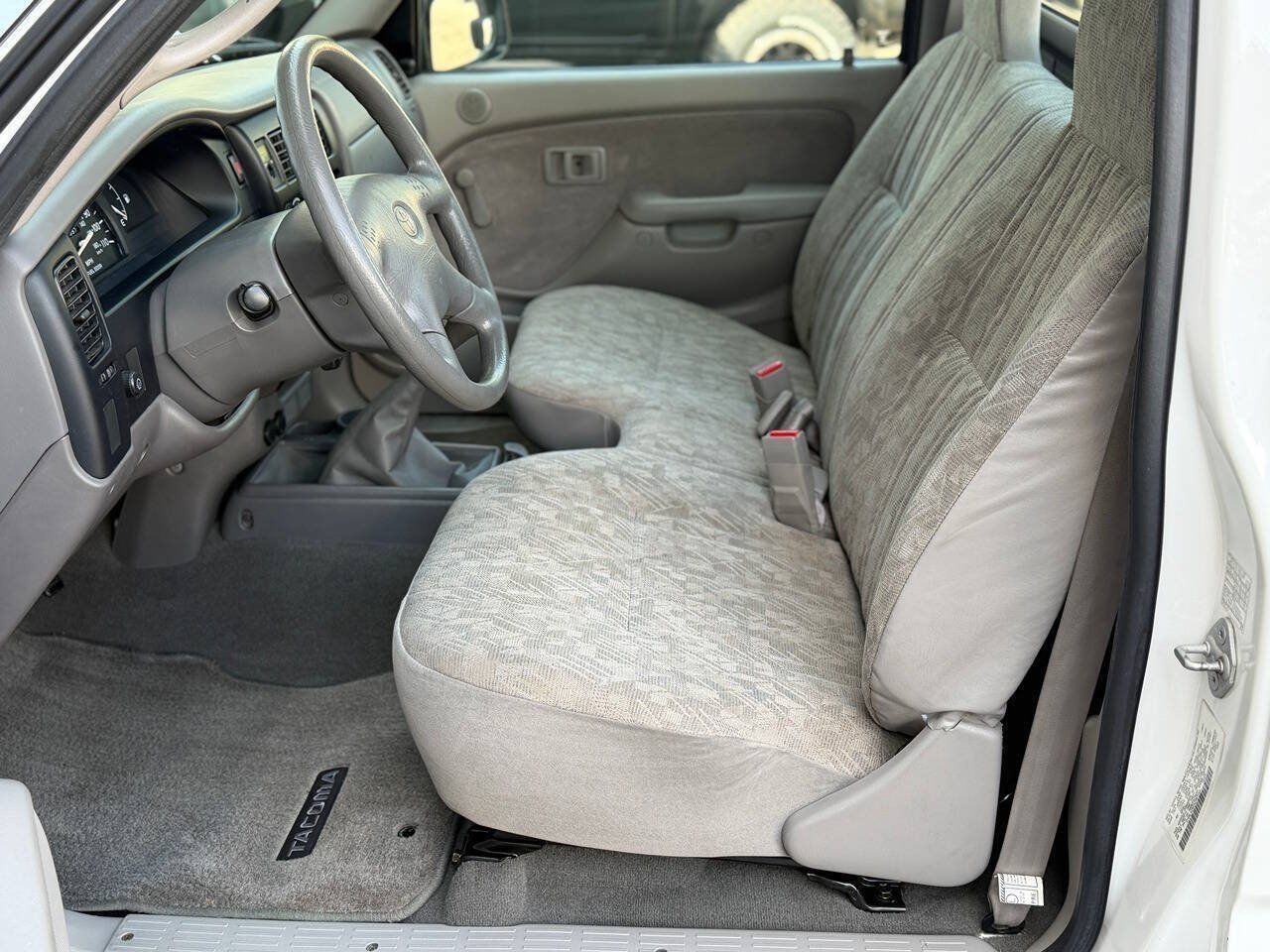 Used 2004 Toyota Tacoma 2WD Regular Cab w/ Enhancement Pkg image 34