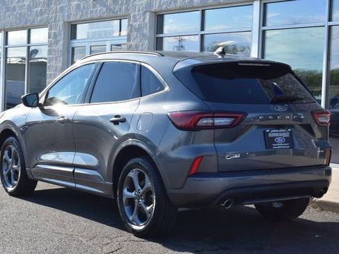 Used 2023 Ford Escape ST-Line AWD/4WD image 9