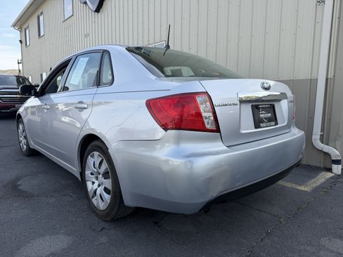 Used 2010 Subaru Impreza 2.5i AWD/4WD image 7