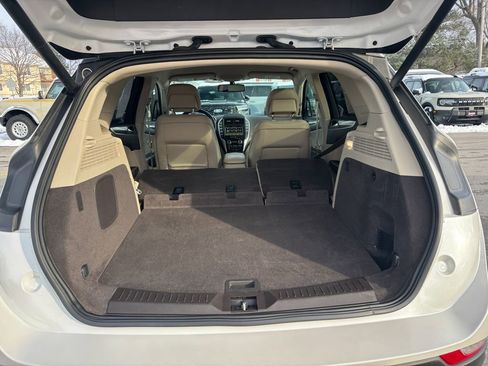 Used 2019 Lincoln MKC Premiere image 11