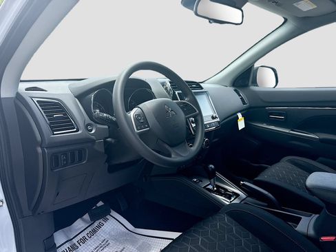 New 2026 Mitsubishi Outlander Sport ES AWD/4WD image 9