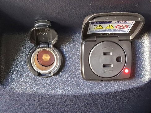 Used 2023 Hyundai Palisade Limited image 13