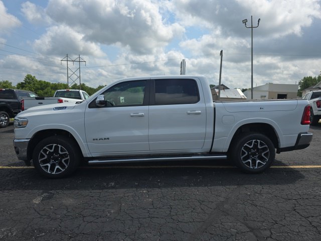 Used 2025 RAM 1500 Laramie AWD/4WD image 4