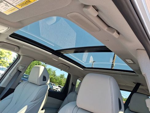 Certified 2026 Acura MDX SH-AWD w/ Technology Package image 14