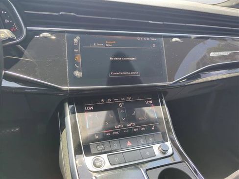 Used 2021 Audi Q7 3.0T Premium Plus w/ Premium Plus Package AWD/4WD image 10