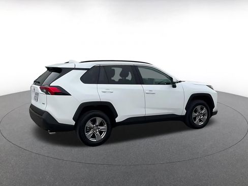 Used 2025 Toyota RAV4 XLE image 15