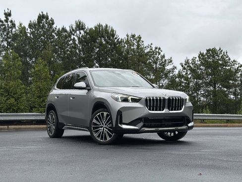Used 2025 BMW X1 xDrive28i w/ Convenience Package AWD/4WD image 2