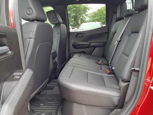 Used 2026 Chevrolet Colorado Trail Boss AWD/4WD image 11