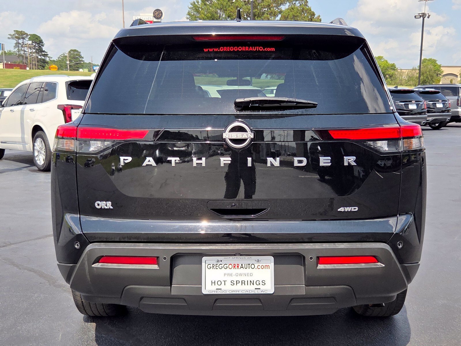 Used 2025 Nissan Pathfinder SV AWD/4WD image 6