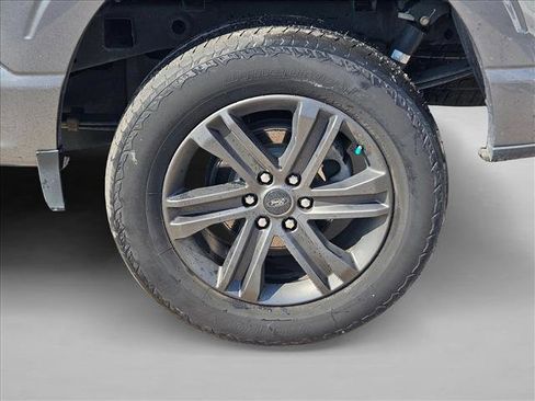 Used 2022 Ford F150 XLT w/ Equipment Group 302A High image 4