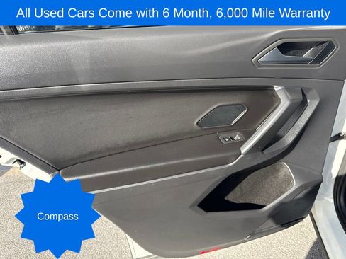 Used 2021 Volkswagen Tiguan SE w/ Panoramic Sunroof Package AWD/4WD image 14