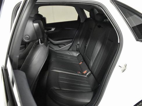 Used 2019 Audi A4 2.0T Premium image 26